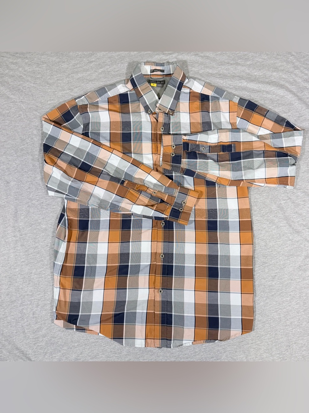 Eddie Bauer Travex Mens Large Classic Fit Button Down Long Sleeve Plaid Shirt